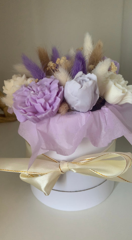 Bouquet violet, blanc