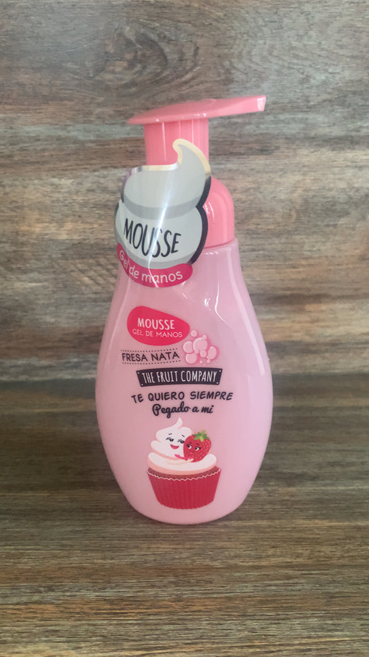 Savon mousse pour les mains fraise chantilly